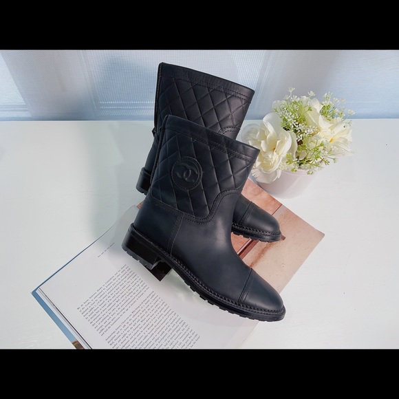 New Chanel boots size38 - Picture 1 of 4